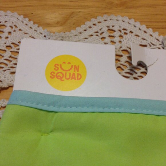 Sun Squad Cooling Pet Bandana One Size Reversible Soak Up The Sun Stripe print - Picture 5 of 5